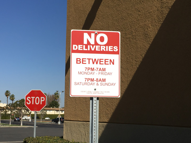 no deliveries signs