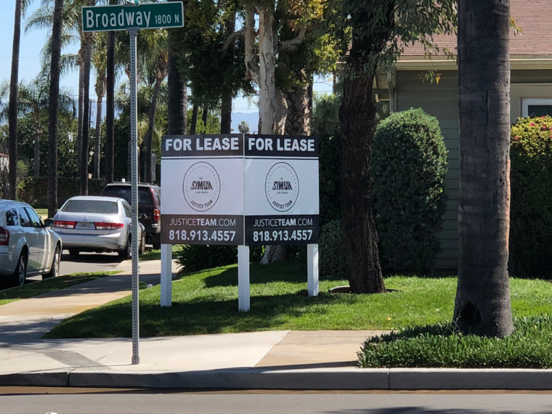 v shaped for lease sign
