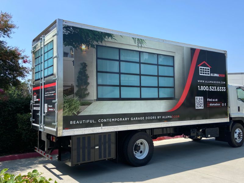 Commercial Truck Graphics in Orange County CA