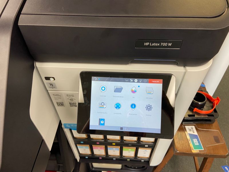 HP700W touchscreen display in buena park, ca