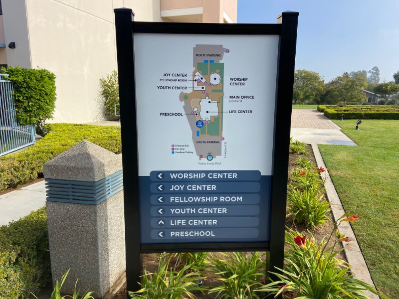 Building letters and directional signs in Orange County CA