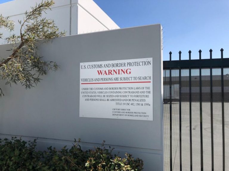 U.S. Customs Compliance Signs for Import Businesses in Long Beach, CA