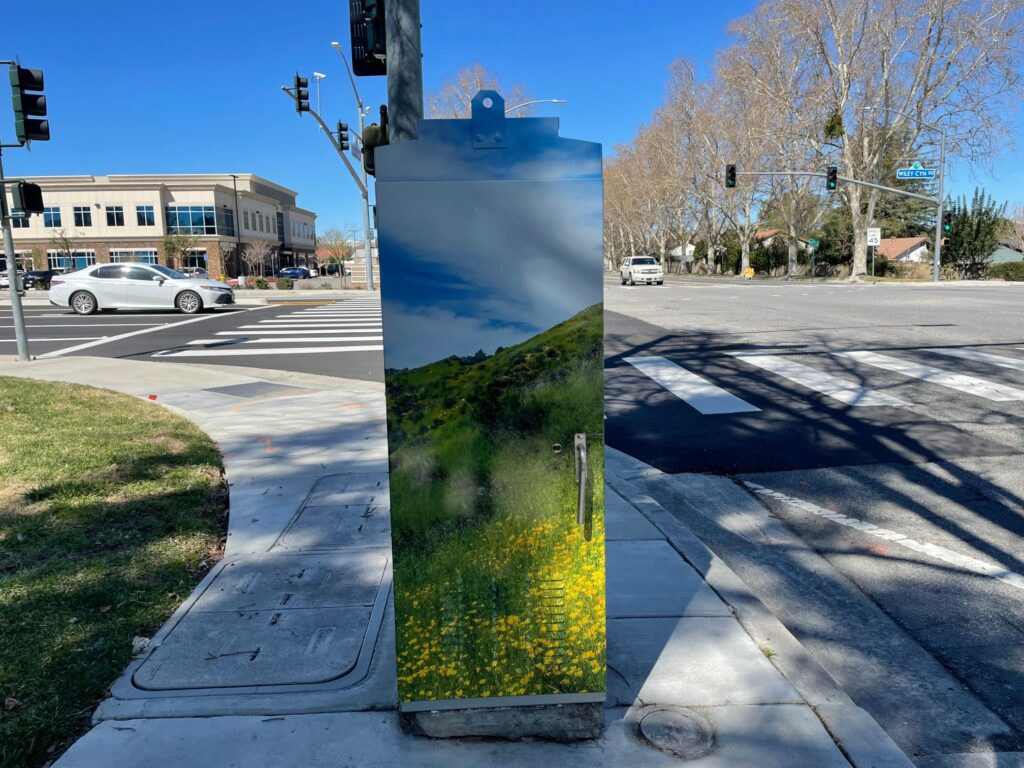 custom vinyl wraps for city electrical boxes in los angeles