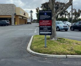 post mounted property signs for shopping centers in long beach, ca