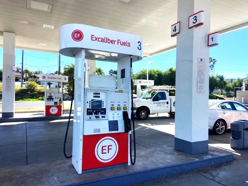 vinyl graphics replacement at gas stations in riverside, ca