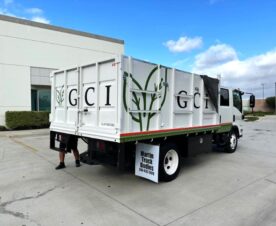 custom graphics for commercial trucks in anaheim, ca