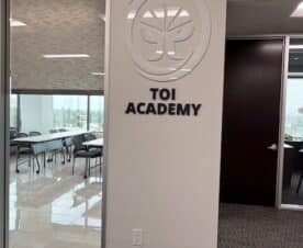 laser cut acrylic logos and lettering for offices in cerritos, ca