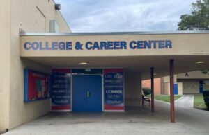 vinyl building lettering for schools in los angeles, ca